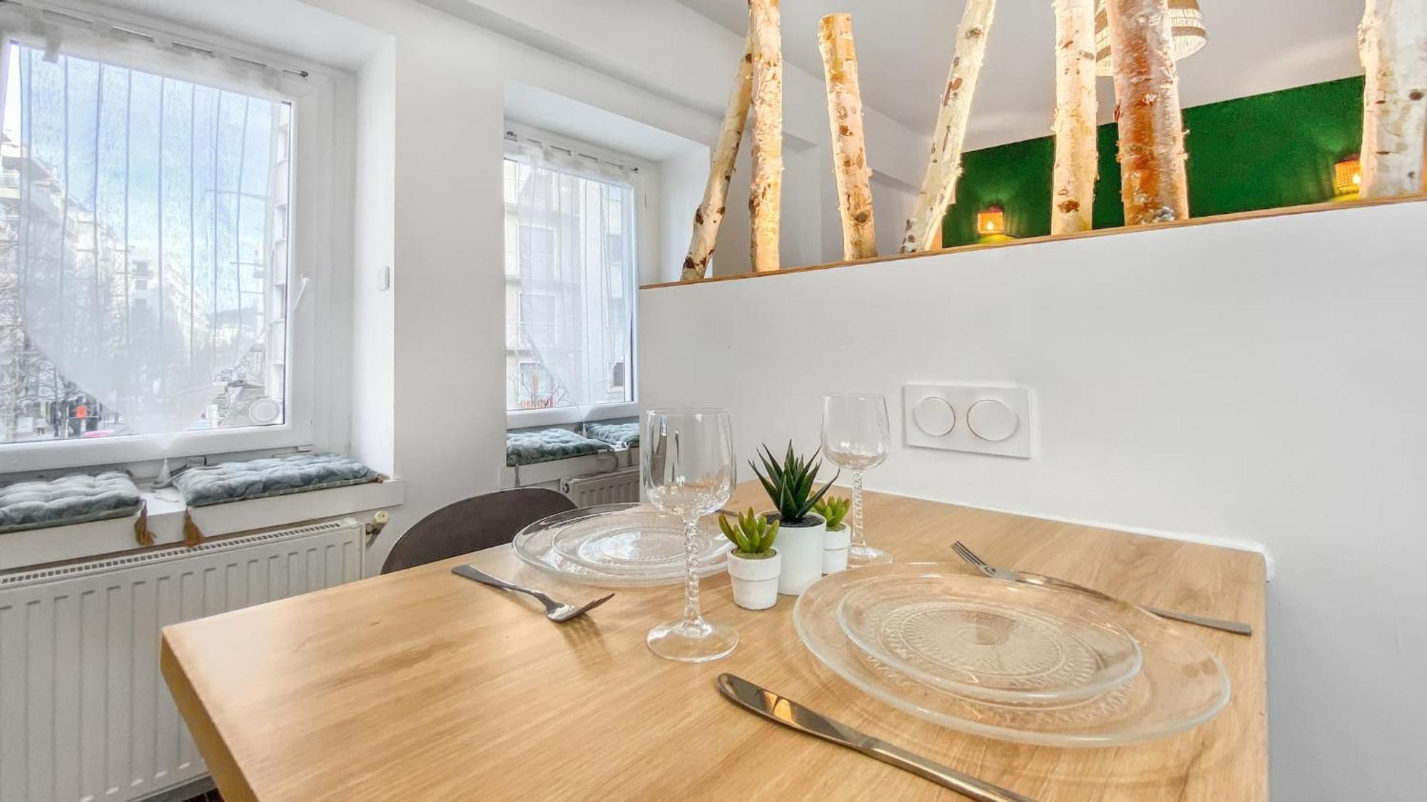 Homey Forest - Hypercentre - Proche Gare Et Tram - Wifi & Netflix Annemasse Ngoại thất bức ảnh